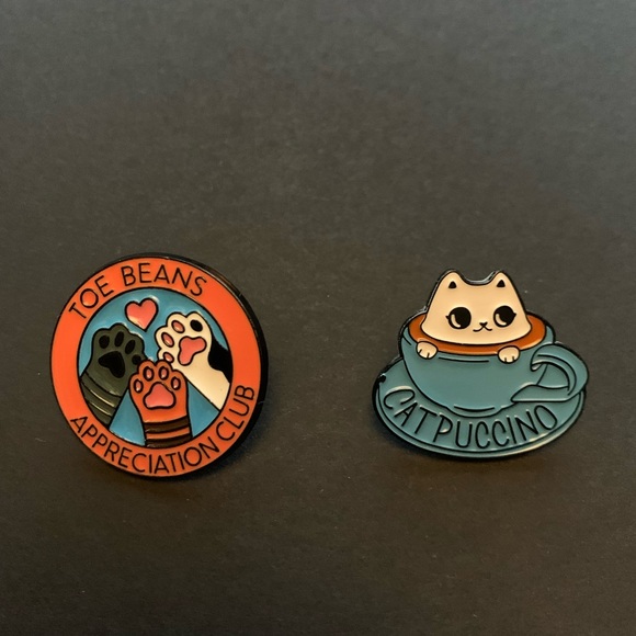 My catpuccino and toe beans enamel pins - Picture 1 of 3